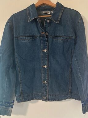 Chicos Dark Blue Denim Jacket with Embroidered Cuff  back details shacket jacket
